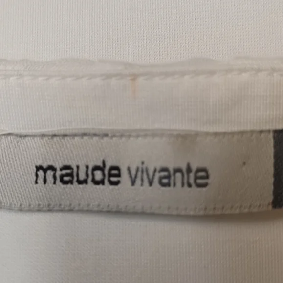 Maude Vivante Women Size M Elegant White Ruffle Top - Picture 2 of 12